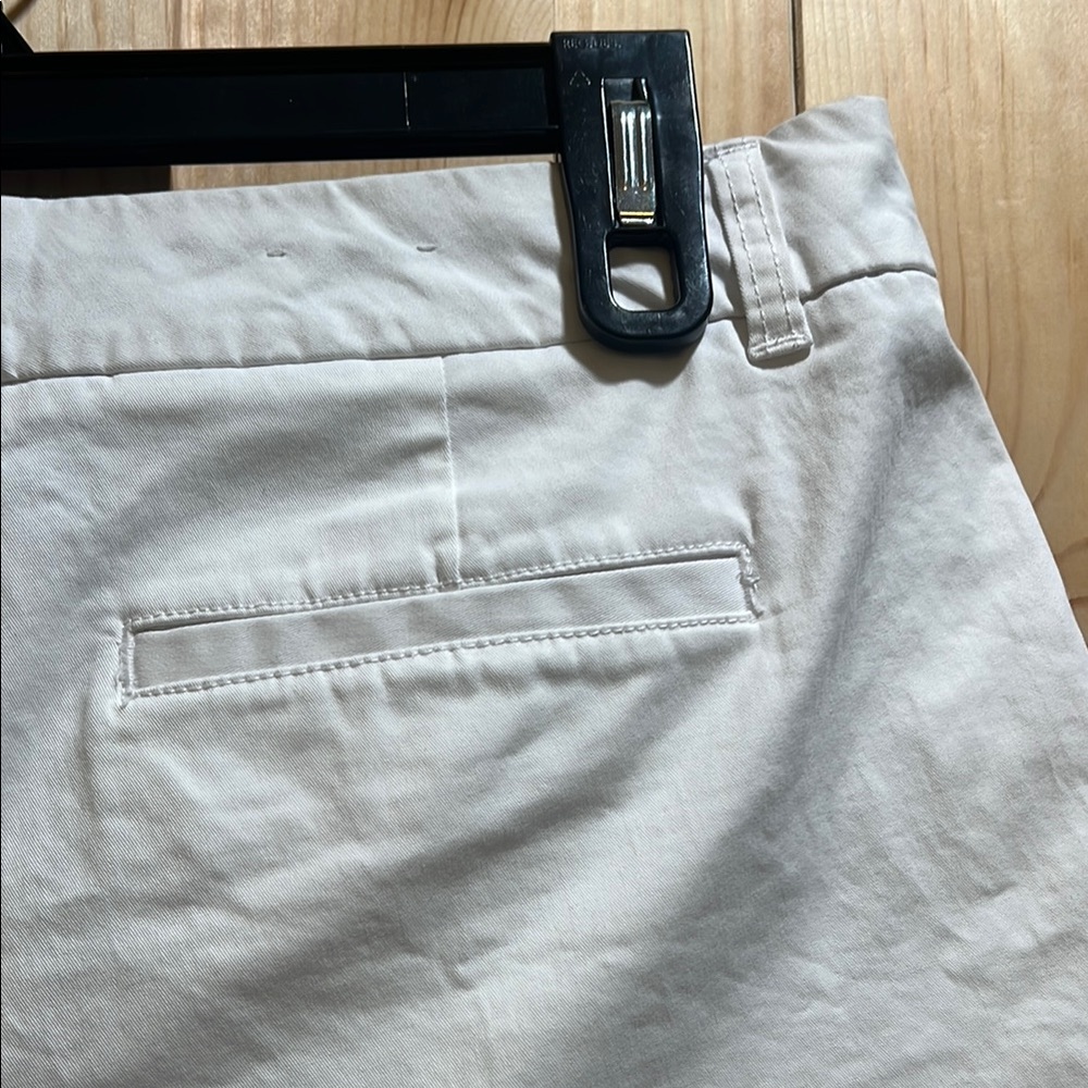 Crown & Ivy White Tailored ladies shorts - Picture 6 of 8